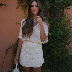 Embroidered mini skirt